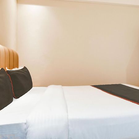Collection O Hotel Mint Indore Extérieur photo