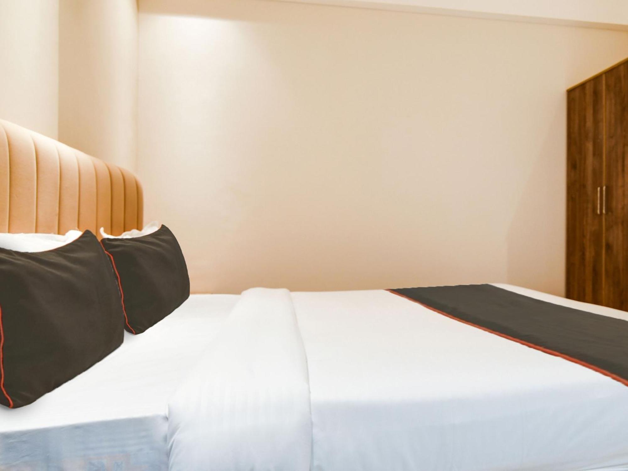 Collection O Hotel Mint Indore Extérieur photo