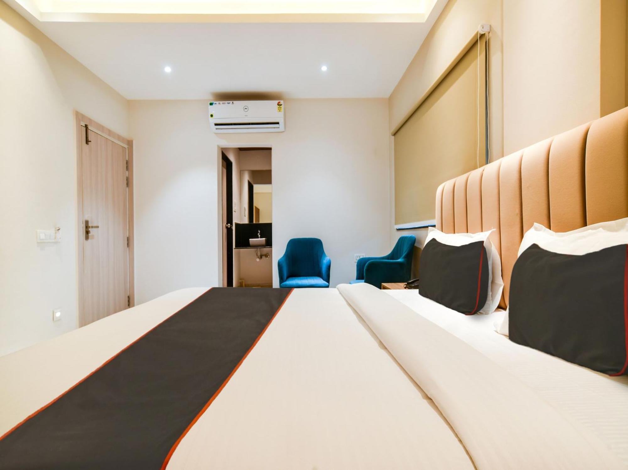 Collection O Hotel Mint Indore Extérieur photo